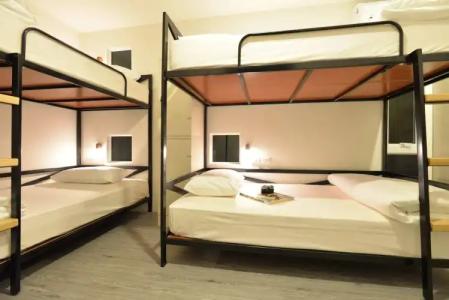 The Yard Bangkok Hostel - 22