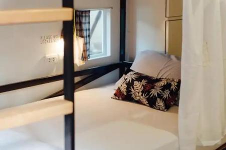 The Yard Bangkok Hostel - 58