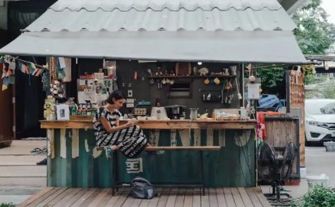 The Yard Bangkok Hostel - 16