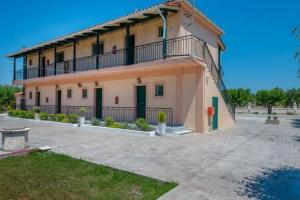 Villaggio Verde, Laganas
