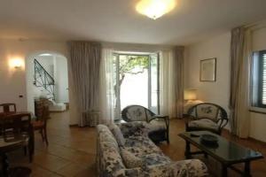 Holiday-In-Amalfi, Amalfi