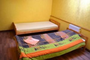 Hostelis Ķipītis, Roja