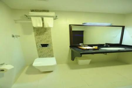 Vannasut and Spa - 8