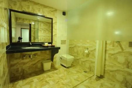 Vannasut and Spa - 9