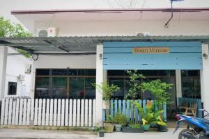 Baan Minnie, Samet Island