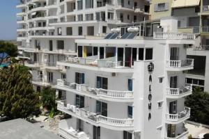 Hotel Aloha, Sarande