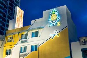 Staypineapple, Hotel Z, Gaslamp, San Diego