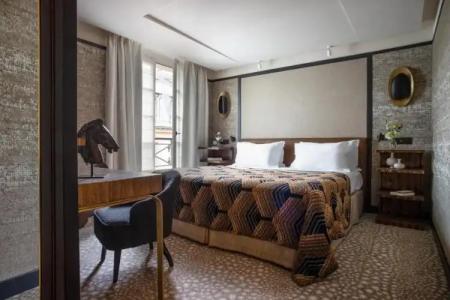Esprit Saint Germain - 73