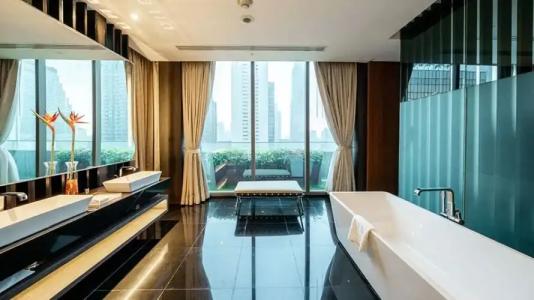 Amara Bangkok - 42