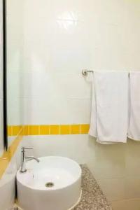 Prajaktra City Hostel - 8