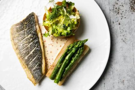 Courtyard by Marriott Gdynia Waterfront - 12