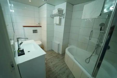 Lion's Heart Former Rimonim Shani - 114