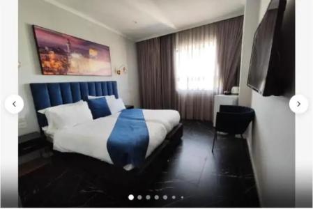 Lion's Heart Former Rimonim Shani - 52