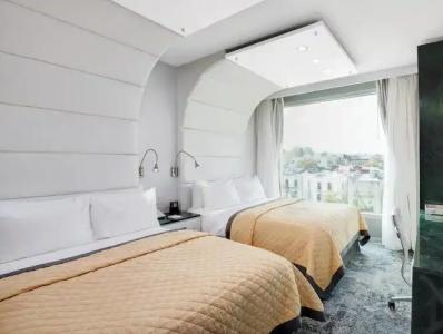 Wyndham Garden Brooklyn Sunset Park - 33