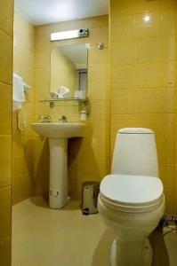 Three Crowns Residents - 120