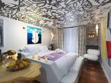 Suite with balcony