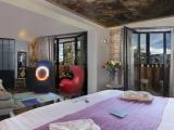Suite with garden view