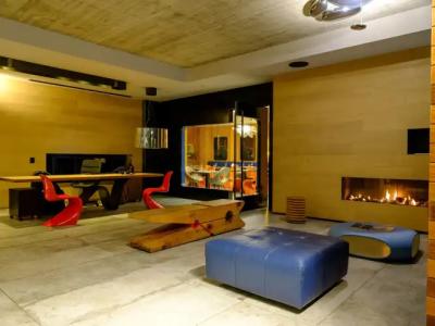 Essence Living Exclusive - 1