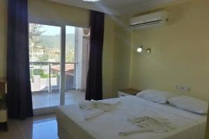 Kleopatra Apartment, Icmeler