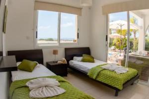 Villa Cassia by Ezoria