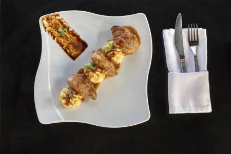 3 Sixty & Suites - 12