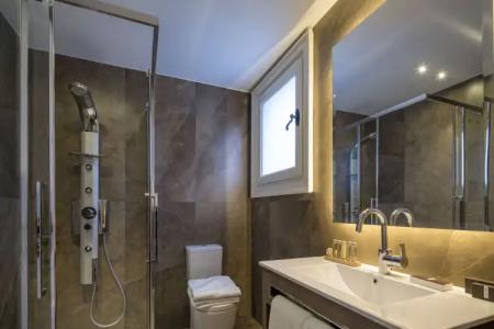 3 Sixty & Suites - 9