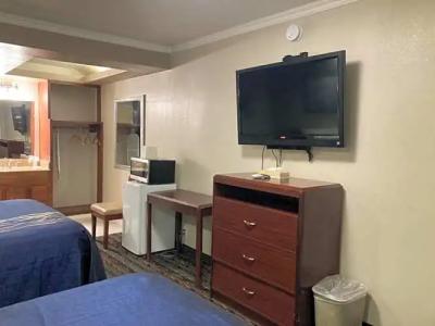 Little Boy Blue Motel - 63