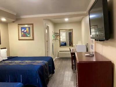 Little Boy Blue Motel - 61