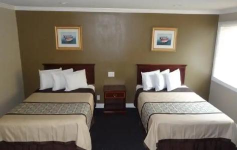 Little Boy Blue Motel - 2