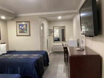 Little Boy Blue Motel - 33