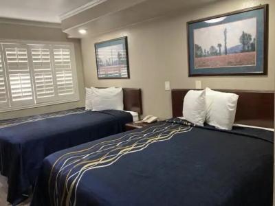 Little Boy Blue Motel - 31