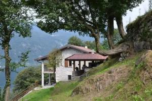 Tra Lago e Montagna Baita la Morena, Careno