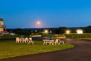 Hartman's Briney Breezes Beach Resort, Montauk