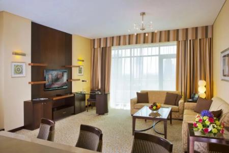 TIME Oak & Suites - 125
