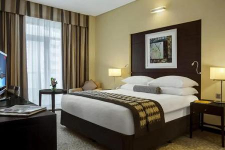 TIME Oak & Suites - 106