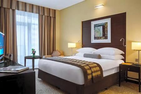 TIME Oak & Suites - 100