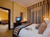 3 Bedrooms Executive Suite with pool view