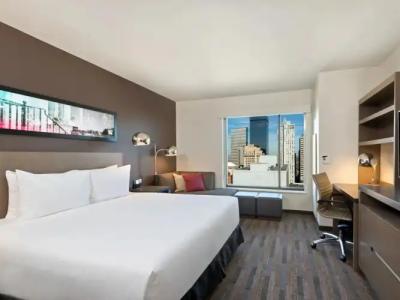 Hyatt House Denver/Downtown - 32