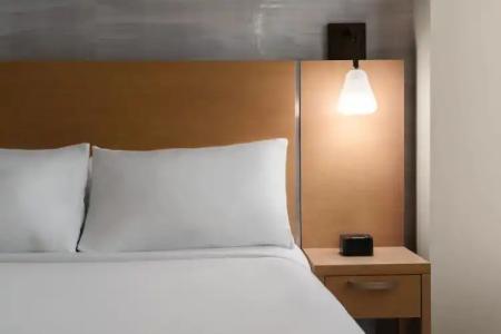 Courtyard by Marriott San Diego Gaslamp/Convention Center - 45