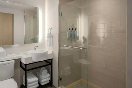 Courtyard by Marriott San Diego Gaslamp/Convention Center - 7