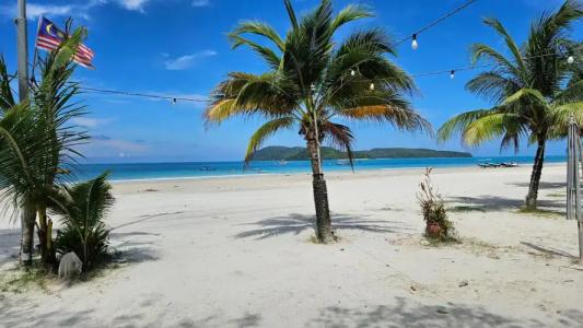 Cenang Plaza Beach - 18