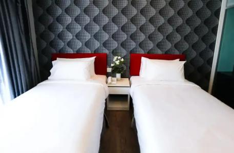 Cenang Plaza Beach - 6