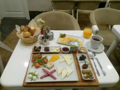 Astan Taksim - 11