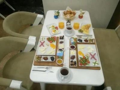 Astan Taksim - 13