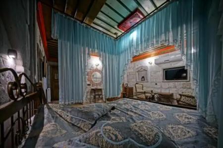 Alaturca House - 200