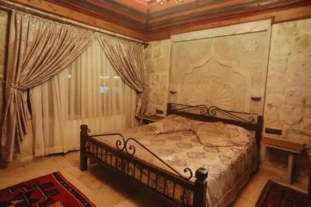 Alaturca House - 221