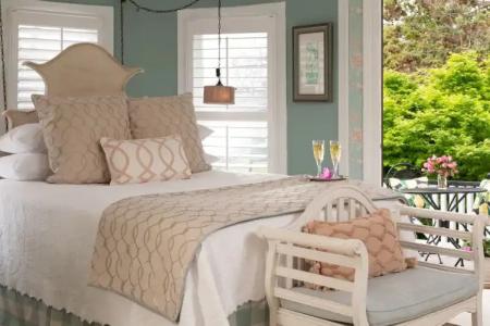 White Doe Inn Bed & Breakfast - 17