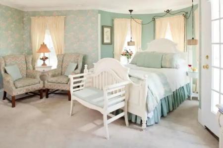 White Doe Inn Bed & Breakfast - 58