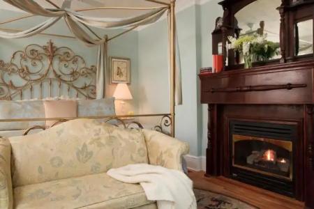 White Doe Inn Bed & Breakfast - 89