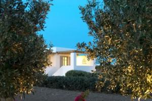 Golden Sand, Naxos Chora